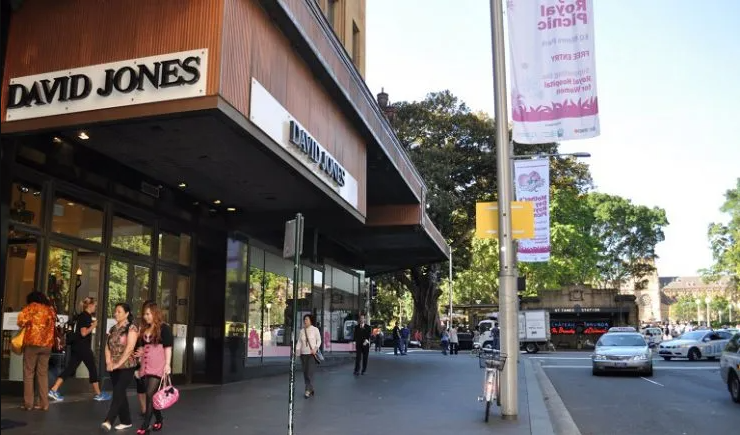 David Jones Sydney as seen from pedestrian footpath out front